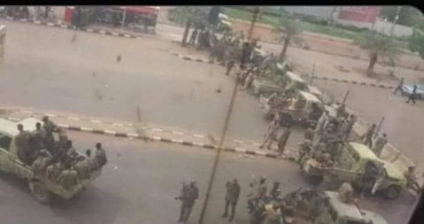القوات الامنية تغلق شوارع الخرطوم الرئيسية